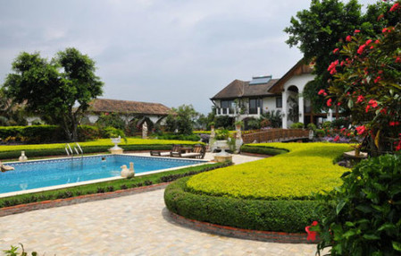 深圳違章建筑海上皇宮被一拆為三