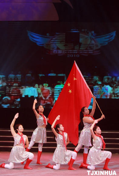 “三北“青少年津門展才藝