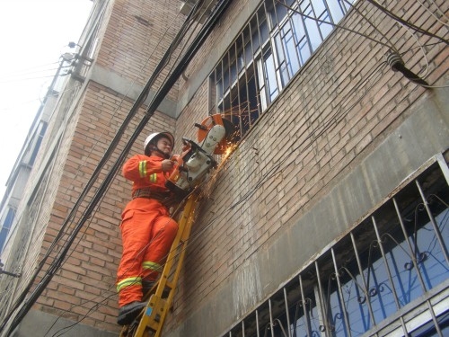 家門反鎖三歲幼童被困屋內 宜陽消防緊急救援