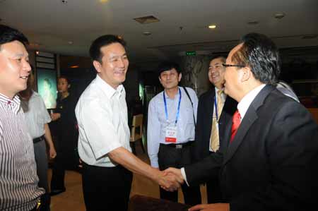 河南平頂山誠邀海內外商家共謀發展