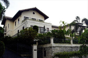 李連杰稱壹基金或將中斷 回應“虛偽”慈善質疑