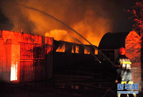 烏魯木齊一工廠發生火災致機場關閉一小時