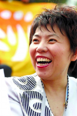 37歲鄧亞萍履新人民日報 級別正局級已到崗工作