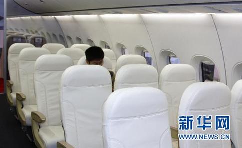 中國國產(chǎn)C919大型客機獲得100架啟動訂單