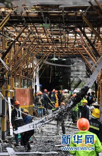 上海火災事故傷員得到有效救治(圖)