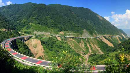 云南評選“路縣長”、“路鄉長”