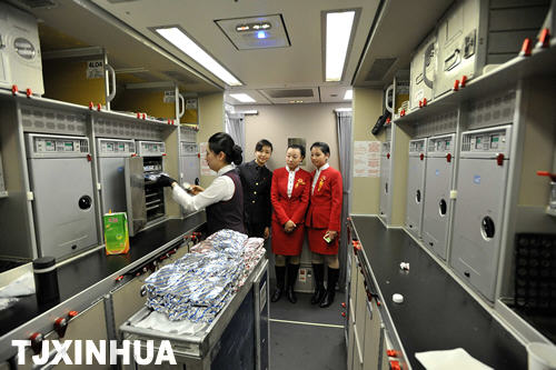 京津城際動車組努力打造世界高鐵服務品牌