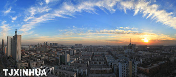 “大雪”時(shí)節(jié)天津白云如練