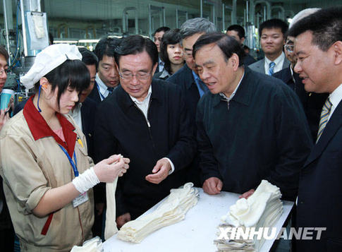 與人民在一起——中國領導人的一年足跡