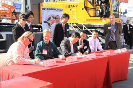 中國工程機械產品在美國國際工程機械展廣受歡迎