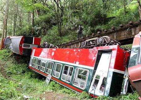 臺(tái)媒：阿里山翻車事故最新統(tǒng)計(jì) 5死108人傷