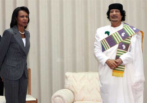 卡扎菲住所驚現“我親愛的”賴斯相冊