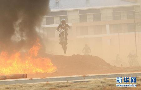 直擊公安特警大練兵
