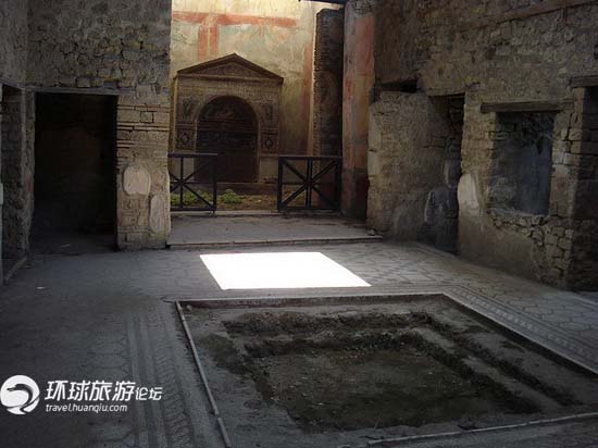 聲名遐邇！探秘曾一夜消失的千年古城（組圖）