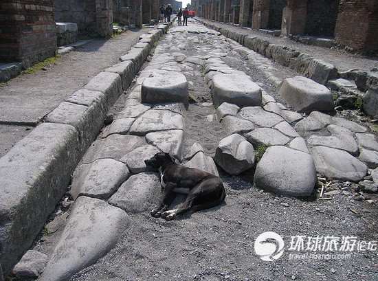 聲名遐邇！探秘曾一夜消失的千年古城（組圖）