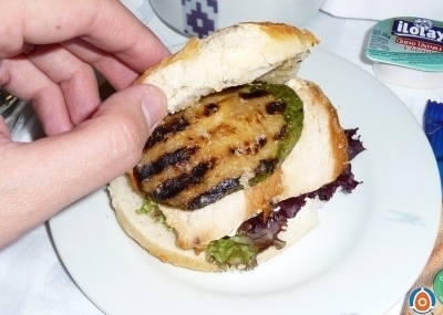 飛機上也有美食！看看各航空公司飛機餐