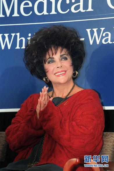 世界艾滋病日：關“艾”，從擁抱開始