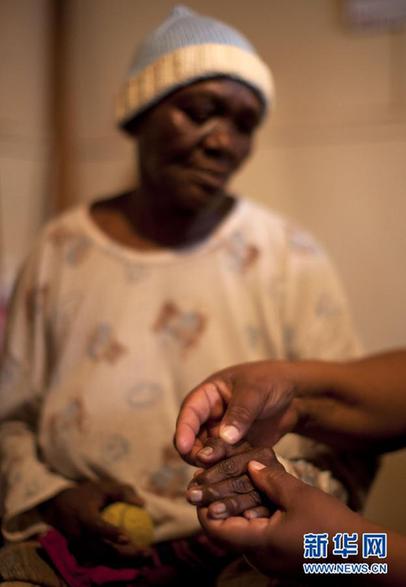 世界艾滋病日：關“艾”，從擁抱開始