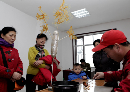 克拉瑪依：逛廟會(huì) 過大年