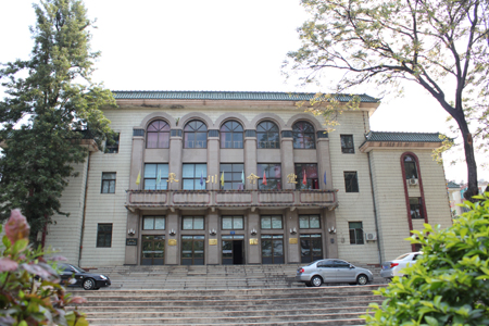 云南東川區(qū)把教育當(dāng)?shù)谝幻裆? style=