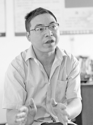 龍廈鐵路建設(shè)前后2014天 共有21座隧道55座橋梁