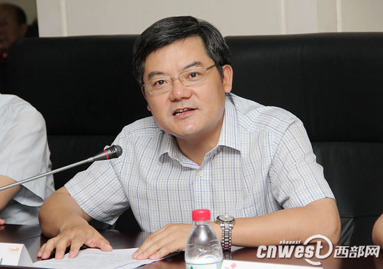 陜西聯(lián)通電信日助力傳媒 百名記者體驗3G移動采編