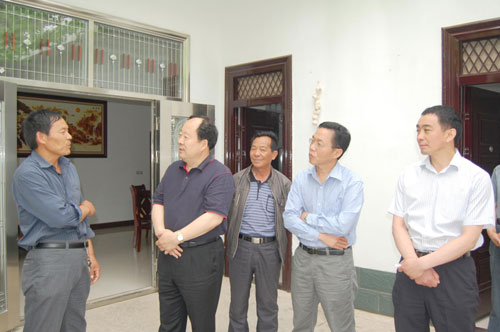 河南省社科聯赴濟源調研新型農村社區建設