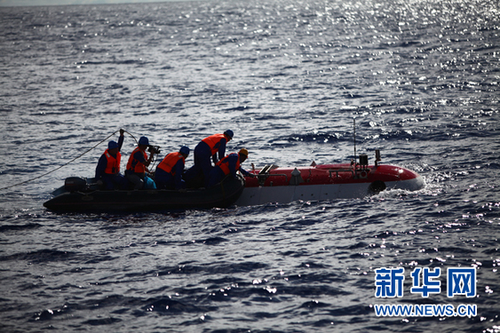 “蛟龍”突破6000米 創中國載人深潛新紀錄