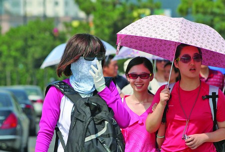 專家解答：防曬衣真的能防曬嗎?