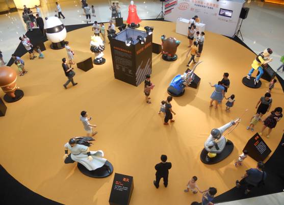 “香港原創漫畫人物巡禮”在杭州萬象城展出