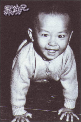 《好聲音》四位導(dǎo)師童年萌照大曝光[組圖]