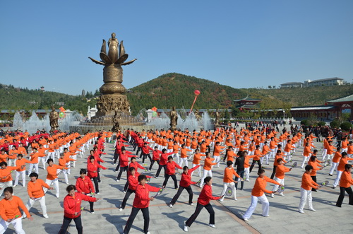 龍口市舉辦孝德文化節(jié)、南山國際長壽文化節(jié)