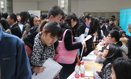 環(huán)境專業(yè)外熱內(nèi)冷遇“寒冬”E20環(huán)境名企進(jìn)名校送“春風(fēng)”