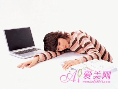 上班族須知：健康用電腦十招 防輻射更安全