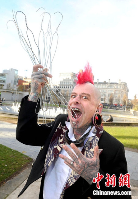 這才叫高手！2012奇人榜出爐