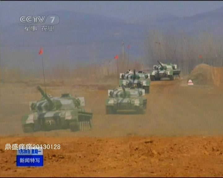 成群出動：解放軍精銳96改主戰坦克部隊曝光