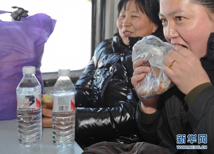 回家的路上，他們這樣省錢