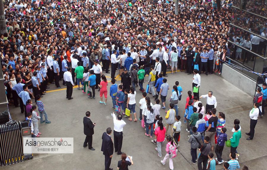 中國日報一周圖片精選：大學生畢業(yè)設(shè)計展