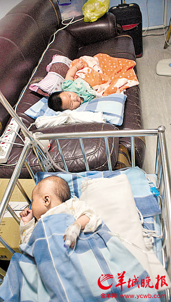 深圳三月大心臟病女嬰滿頭針眼被棄公交站臺(圖)