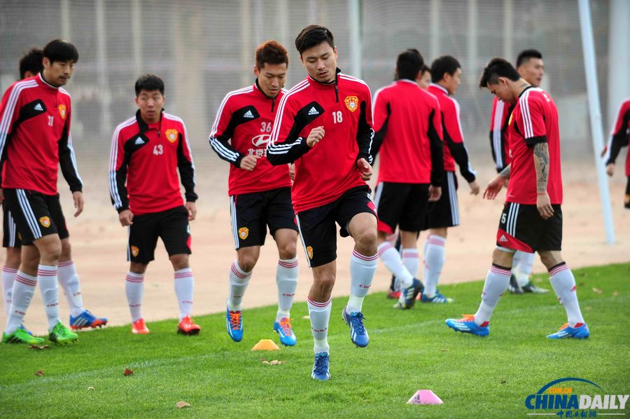 國足在西安備戰亞洲杯預選賽