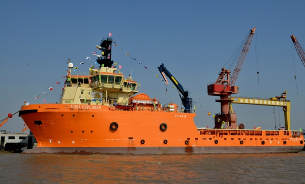 中國造最先進(jìn)海洋工程船駛向西歐