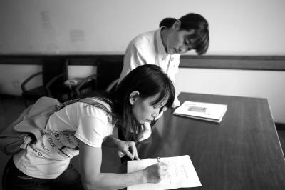 一項(xiàng)工程導(dǎo)致丈夫跳樓 妻子奔波五年證亡夫清白