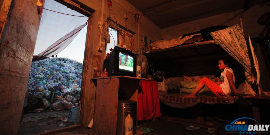 探訪北京郊外“廢品村”