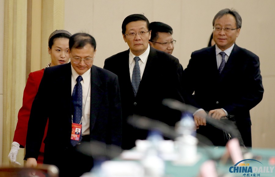 財政部部長樓繼偉、副部長張少春答記者問