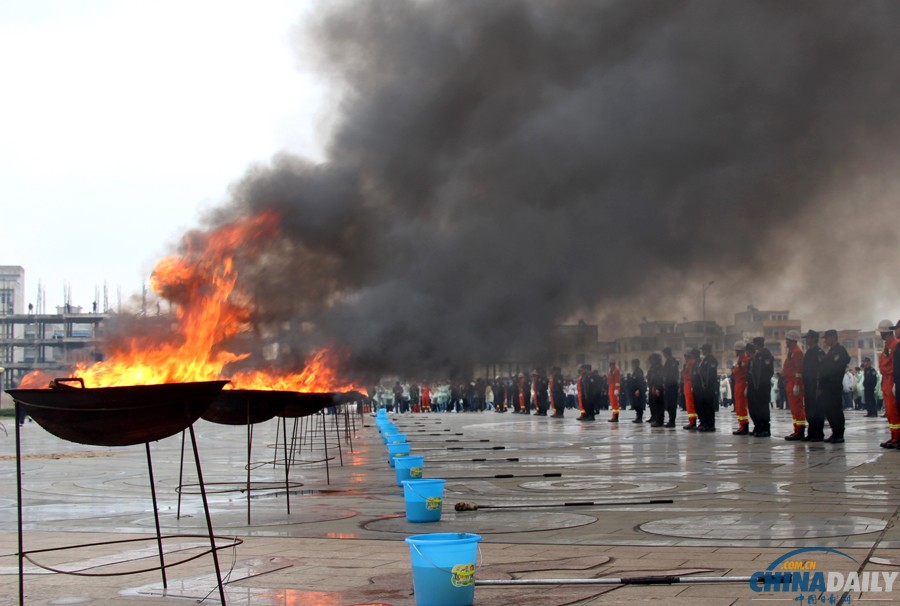 中越聯手啟動邊境掃毒 共焚燒1000公斤毒品