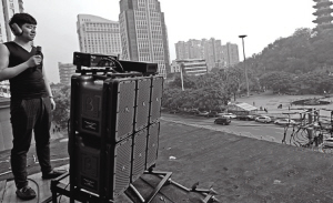 溫州:600住戶買26萬元高音炮“擊退”廣場舞大媽(圖)