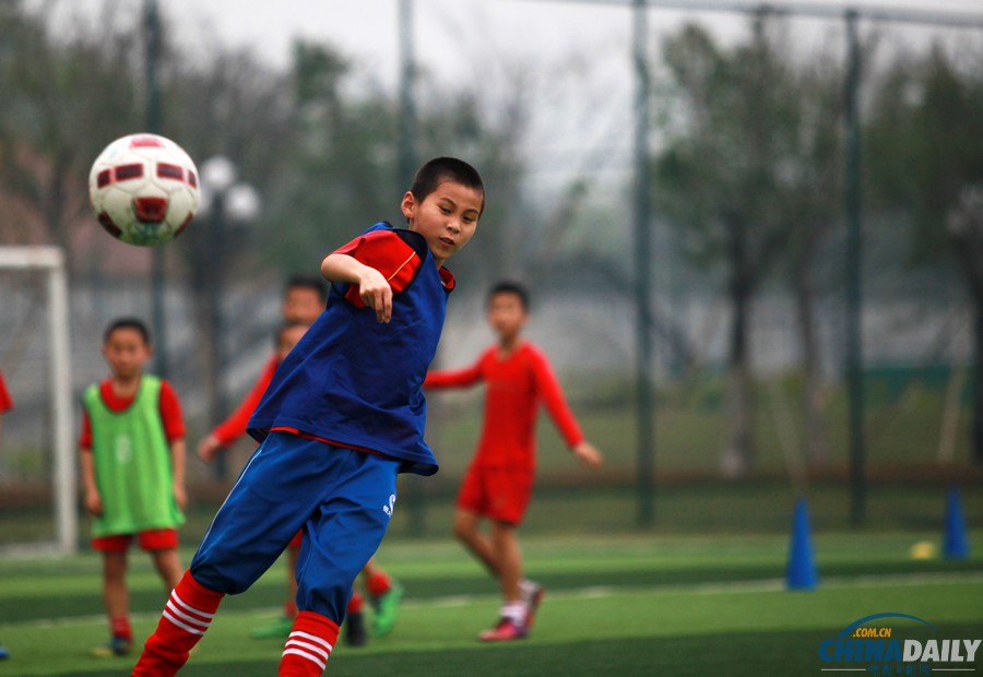 探訪廣州“足球少年”