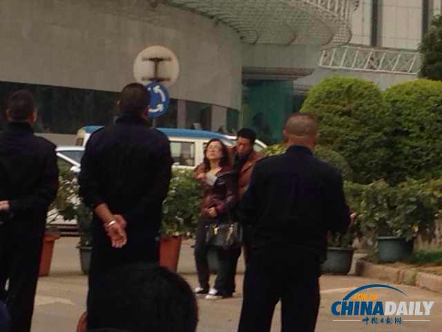 昆明市新聞中心人質(zhì)劫持事件：人質(zhì)被成功解救