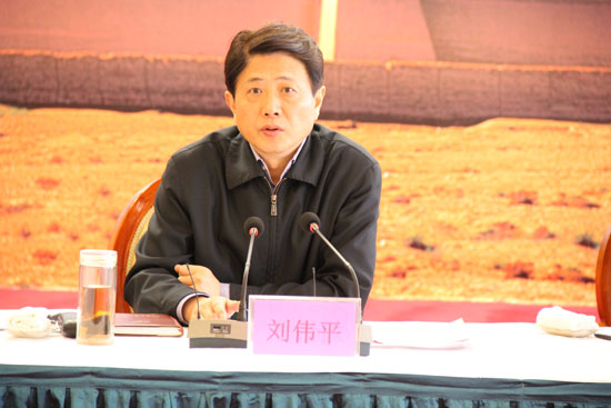 劉偉平省長(zhǎng)主持召開(kāi)甘肅河西部分企業(yè)座談會(huì)