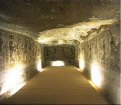 那些發生在古埃及金字塔中的奇異事件！